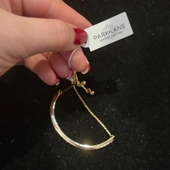 NWT Park Lane Purple Swarovski crystals bracelet, Pull chain closure - Picture 4 of 7